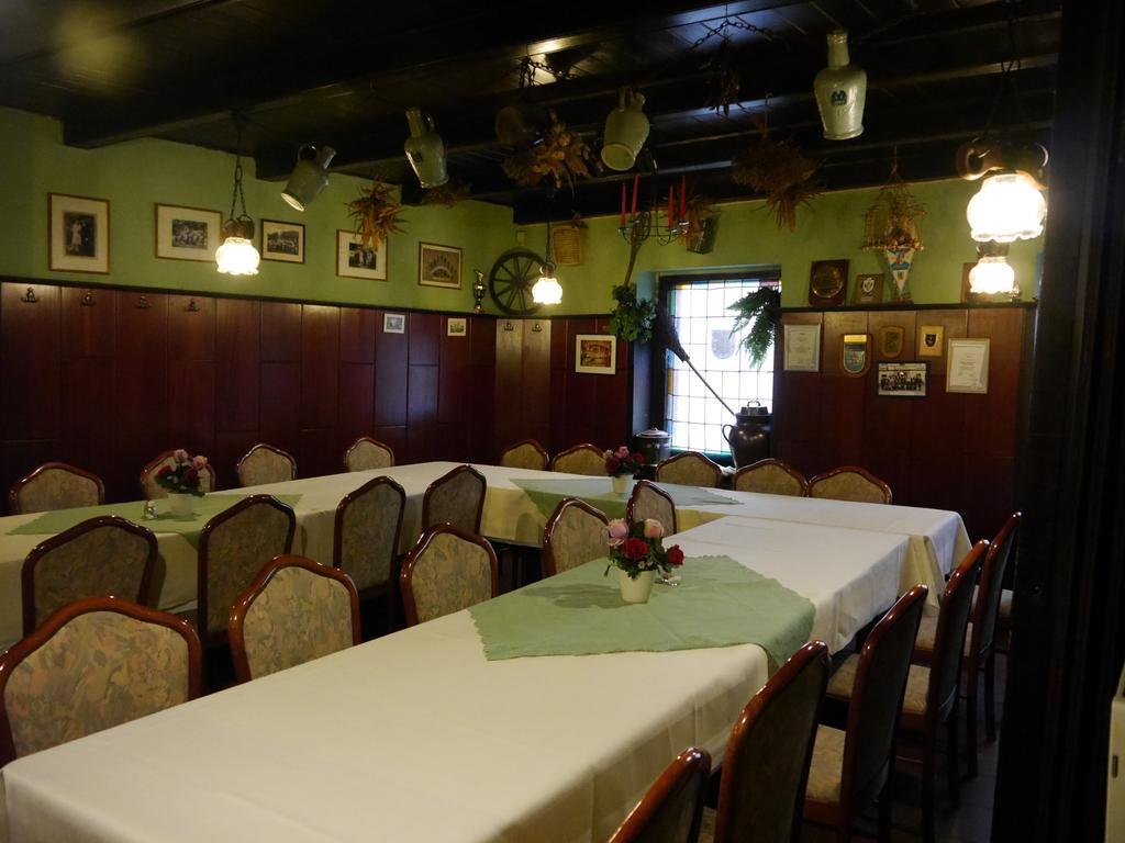 קוטבוס Hotel Zur Sonne מראה חיצוני תמונה