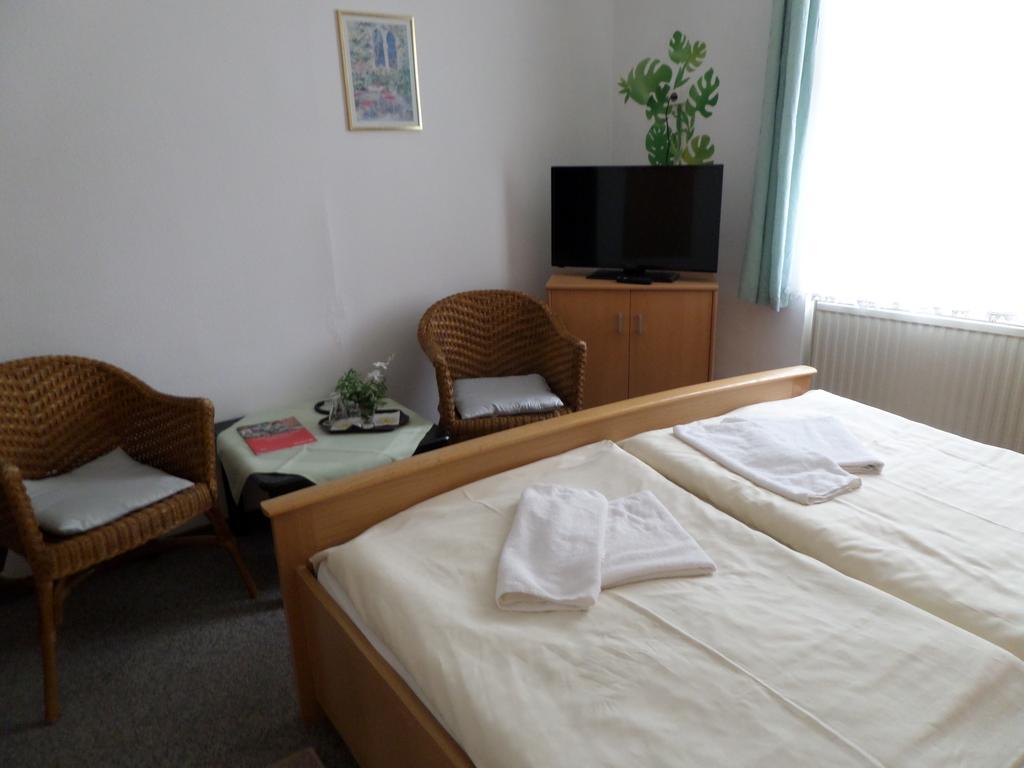 קוטבוס Hotel Zur Sonne מראה חיצוני תמונה